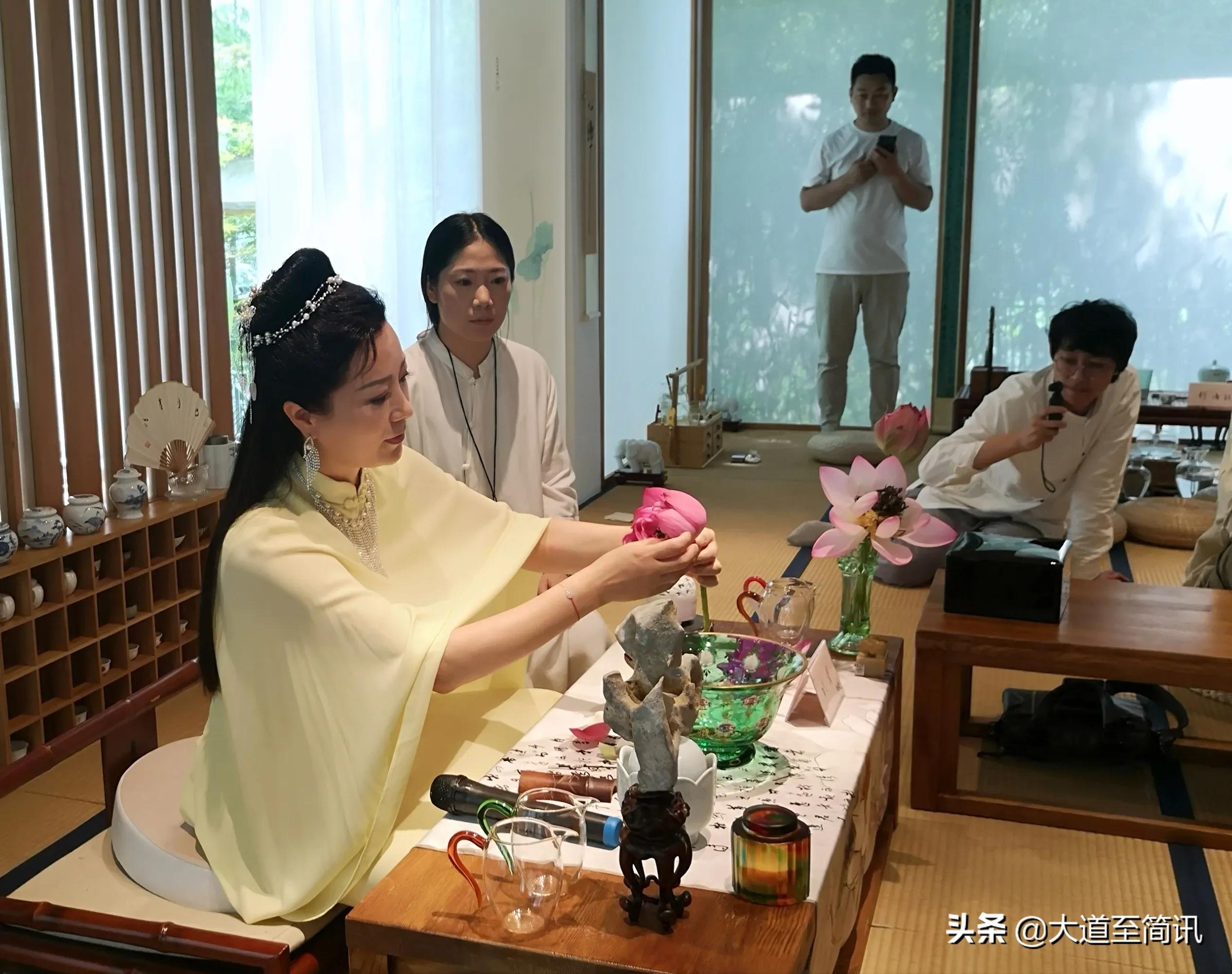 明月清风:大国崛起时代的东方精神及其文化艺术资源平台 明月清风:大国崛起时代的东方精神及其文化艺术资源平台