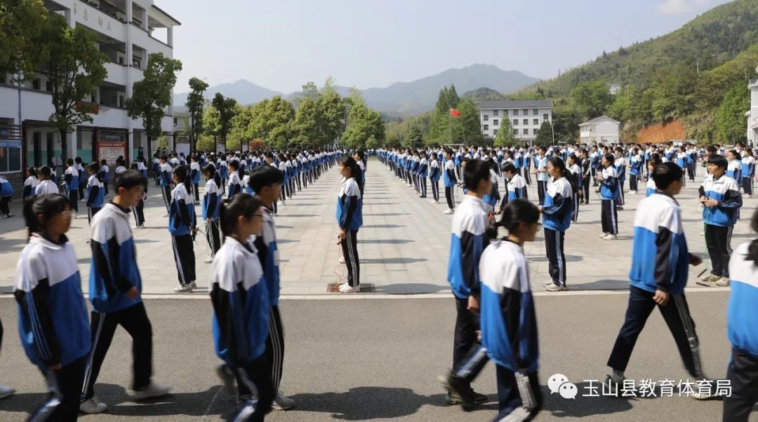 “双减”之下玉山县初三复习备考工作推进会召开