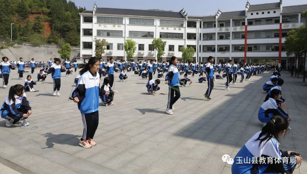 “双减”之下玉山县初三复习备考工作推进会召开