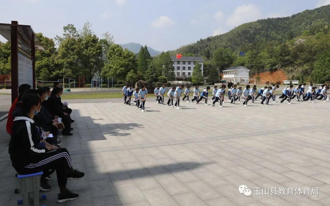 “双减”之下玉山县初三复习备考工作推进会召开