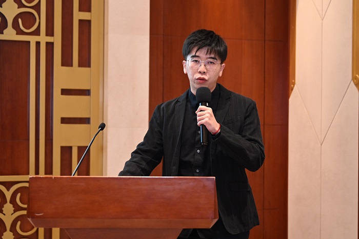 1733208975294957.jpg 选4.JPG