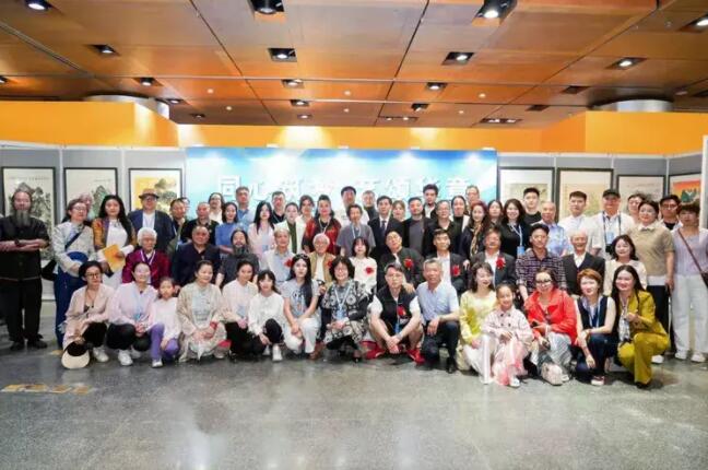 1747904702387075792.jpg 22.jpg