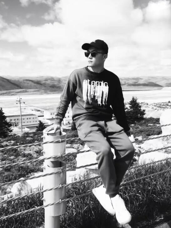 1747904812198025284.jpg 333.jpg