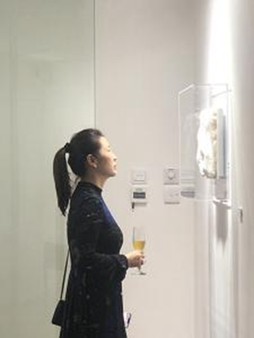 1760950134121010582.jpg 2.jpg