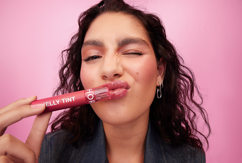 秋日焕新 “妆” 轻松玩出彩 丝芙兰品牌新品上市,提供全新 “妆面对策”